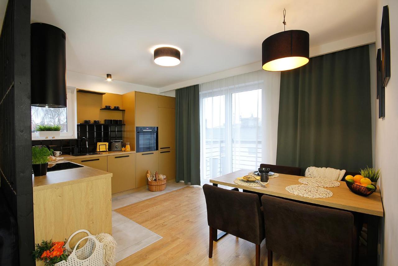 W&K Apartments - Gold Suite - Faktura Vat, Parking 코잘린 외부 사진